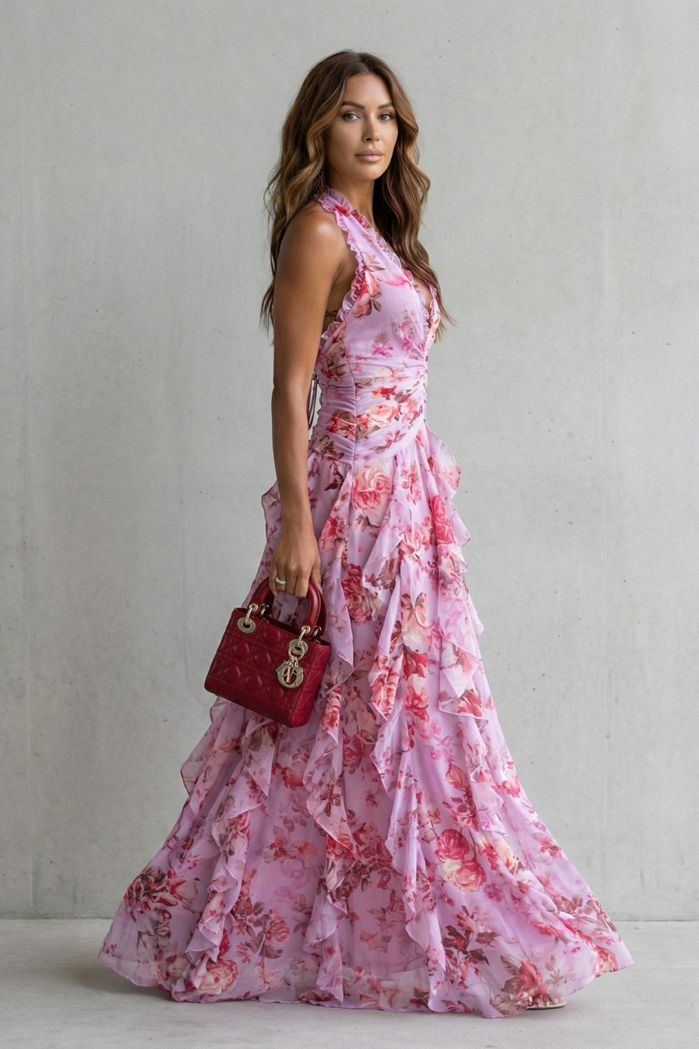 Belladina | Romántica Cascada de Rosas — Vestido Largo con Escote Halter