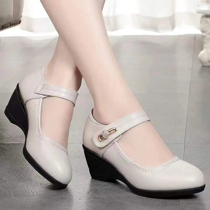 Lydia™ | Zapatos Ortopédicos de Tacón Medio