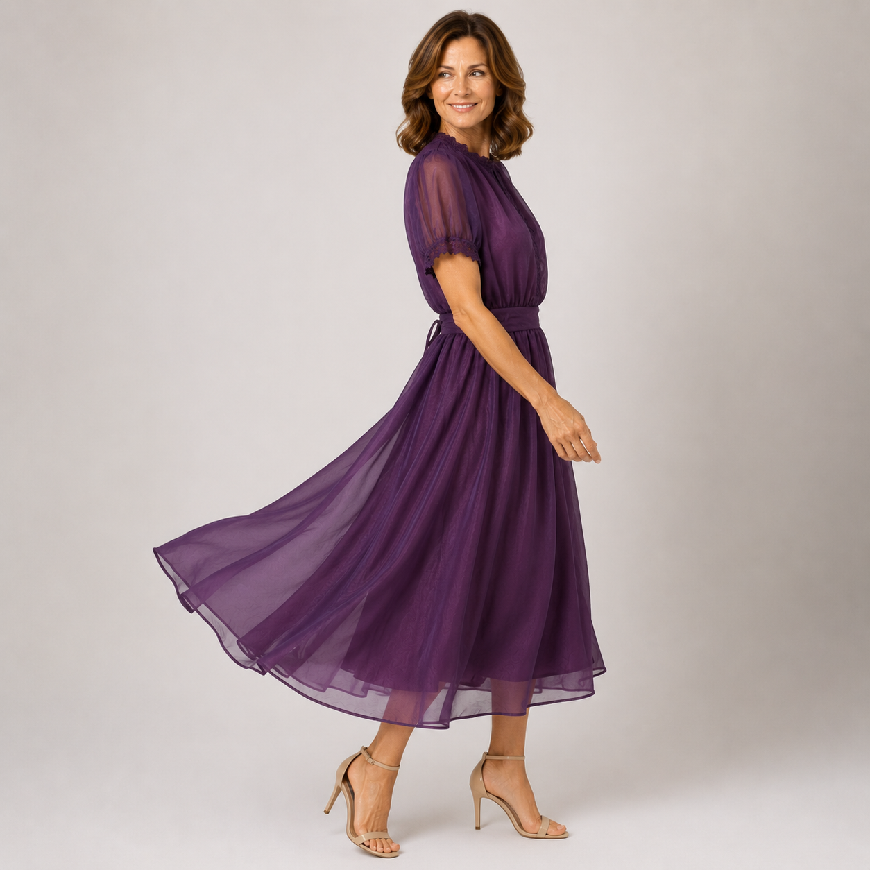 Flavia | Vestido Maxi con Escote de Gota y Encaje de Chifón
