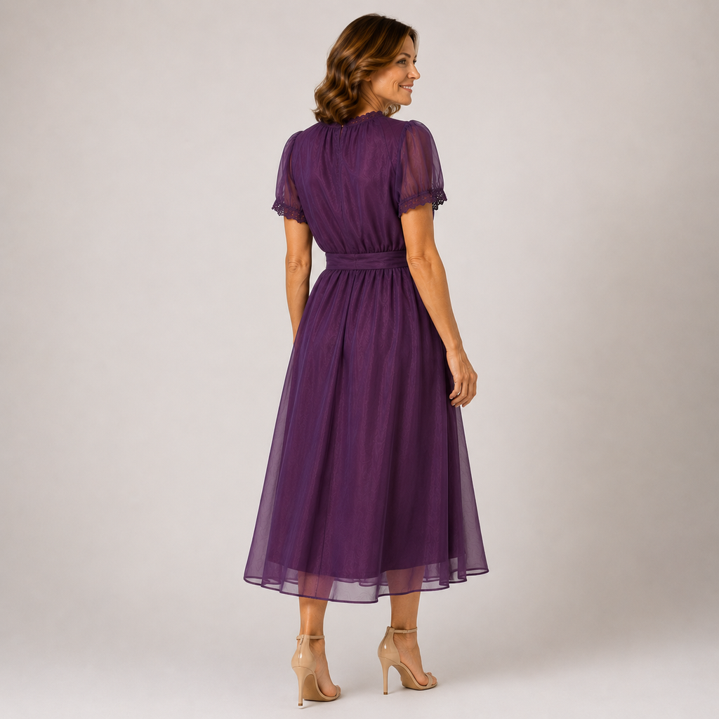 Flavia | Vestido Maxi con Escote de Gota y Encaje de Chifón